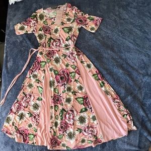 Nina Leonard Midi-Dress NWT, size Medium